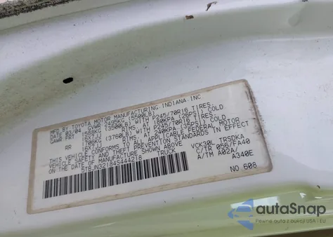 2004 Toyota Tundra z USA, uszkodzony, nr VIN 5TBJN32184S444218